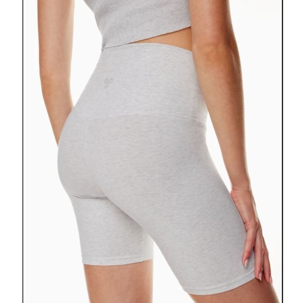 tna | cream high-rise cotton women's athletic biker shorts sz S